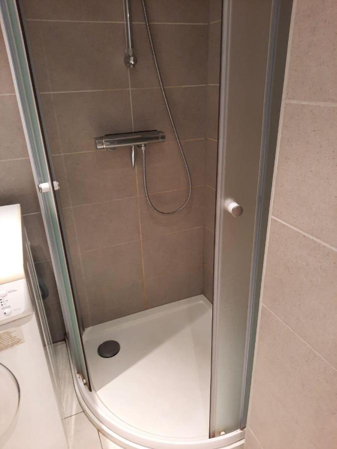 Appartement Moderne De 94 M² 2 Ch. Sur La Digue Nieuwpoort Exteriör bild